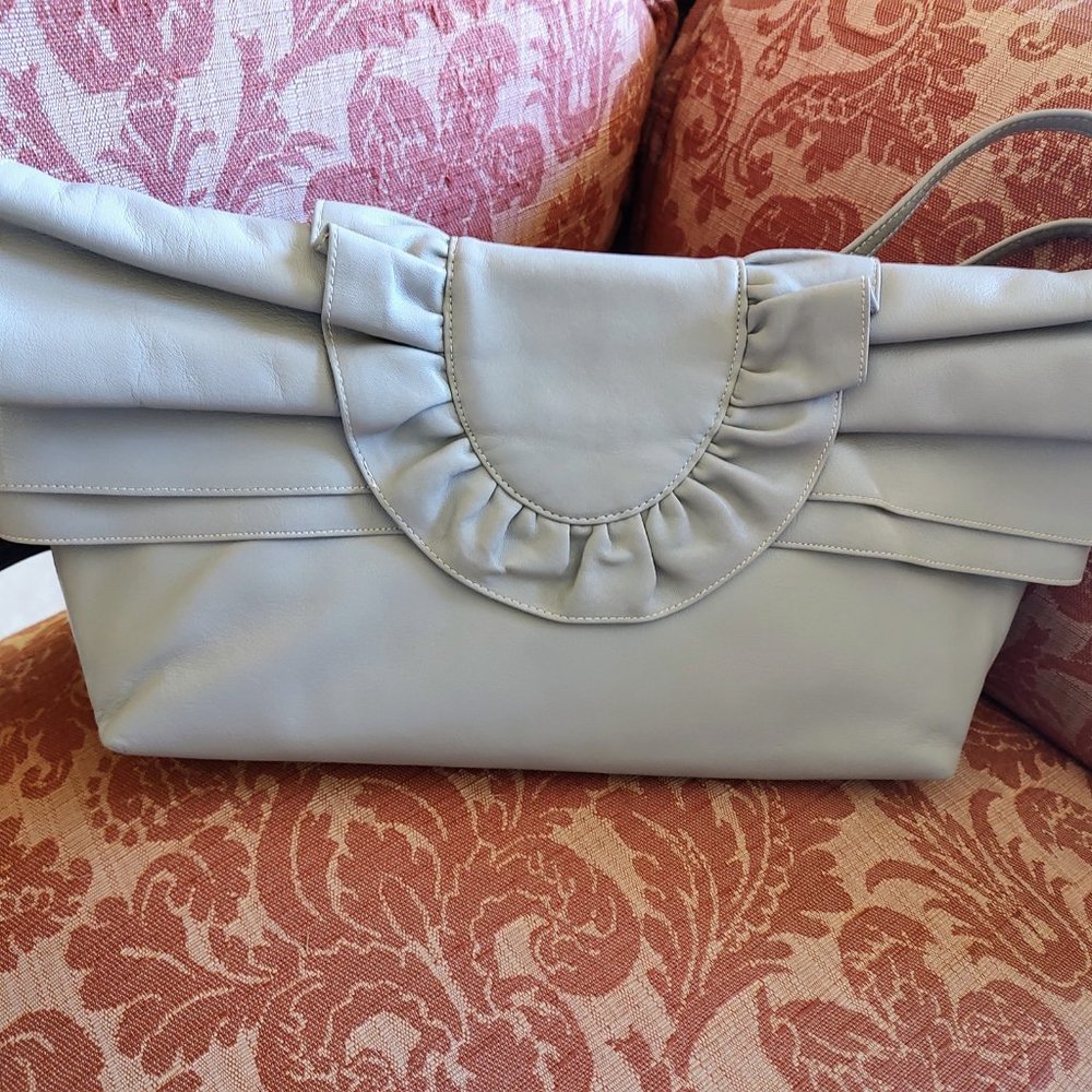 Vintage Susan Gail grey leather clutch with strap options. Excellent condition. - Picture 3 of 14